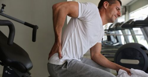 Tips on Reducing Back Pain While Weight Lifting